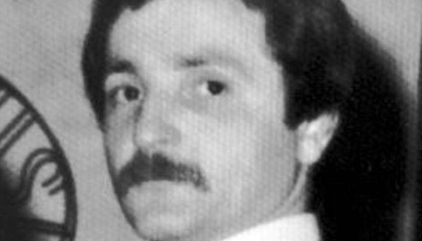 COLPI DI PISTOLA CONTRO IL BENE CONFISCATO ALLA CAMORRA INTITOLATO AL SINDACALISTA PAGANESE ANTONIO ESPOSITO FERRAIOLI