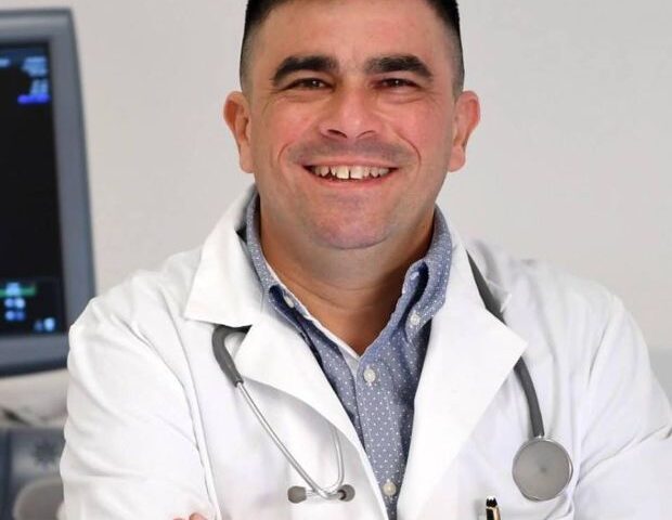 Cancro ovarico trattato con successo a Salerno: intervento innovativo alla Casa di cura Tortorella