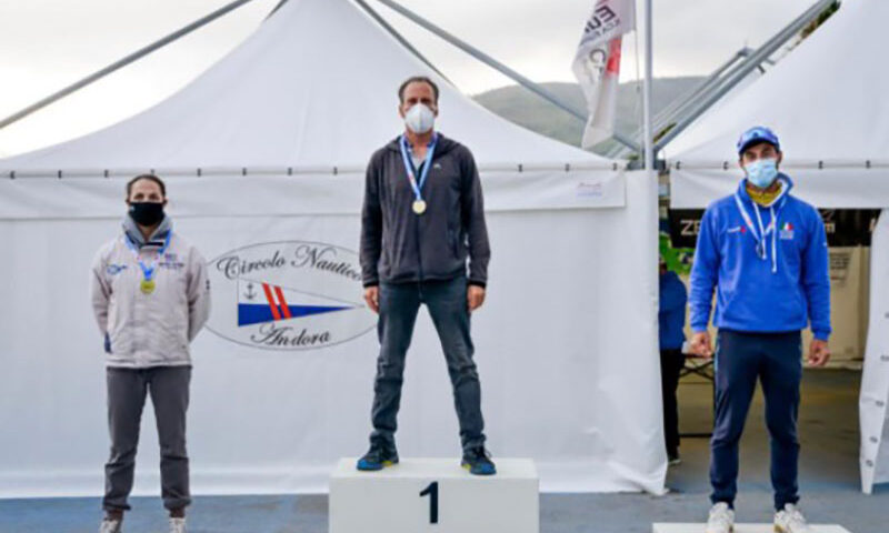 Il velista salernitano Erberto Sibilia (Canottieri Irno) vicecampione europeo Laser nella categoria Master Apprentice