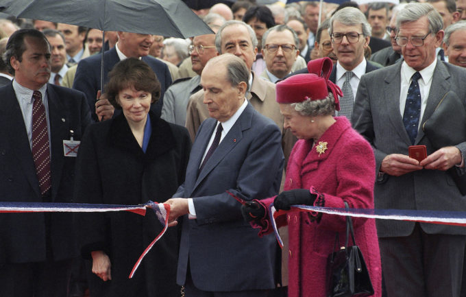 Accadde oggi: il 1 dicembre 1990 l’Europa stringe la mano alla Gran Bretagna con l’inaugurazione del tunnel della manica