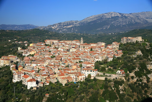 Covid a Laurino, muore anziana. Suore ancora ricoverate ad Agropoli