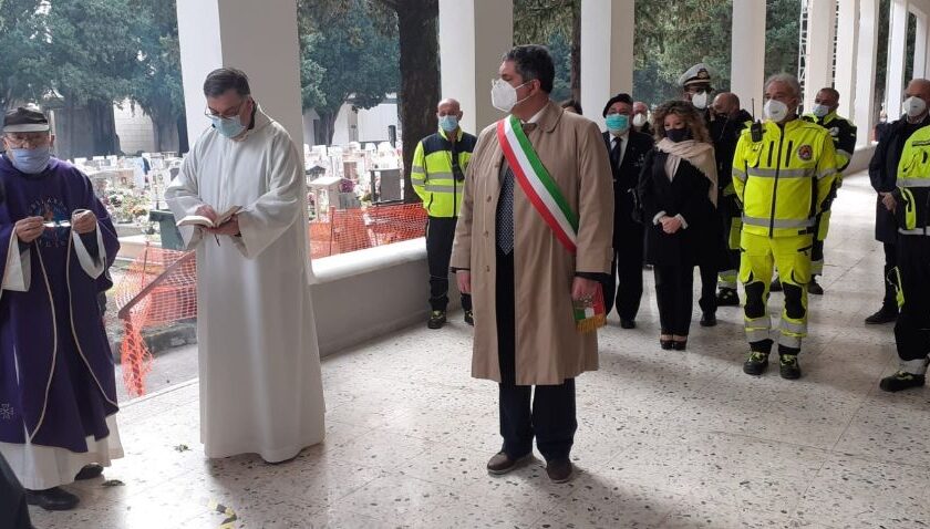 Cerimonia celebrativa all’ interno del cimitero di Nocera Inferiore e Santa Messa in diretta televisiva dalla Cattedrale di San Prisco