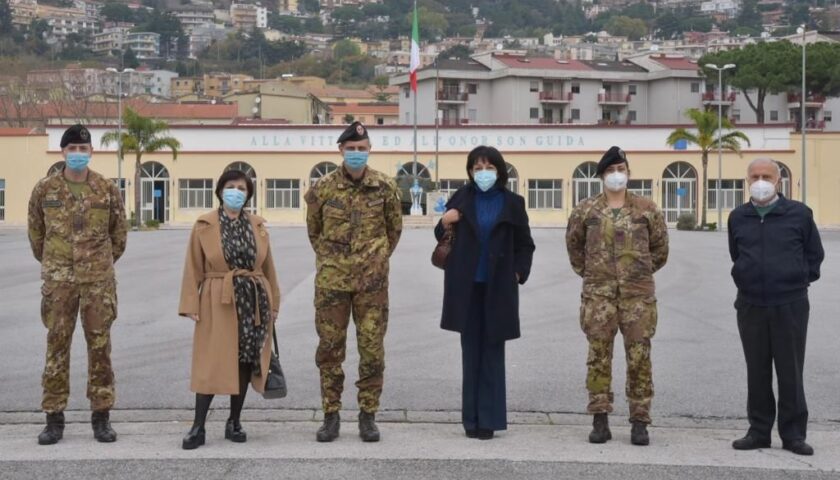 L’Esercito dona materiale sanitario a Salerno