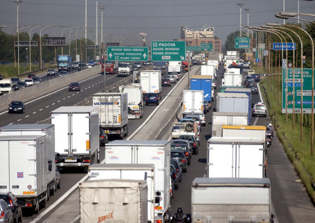 Autocarri troppo vecchi, è allarme al Sud