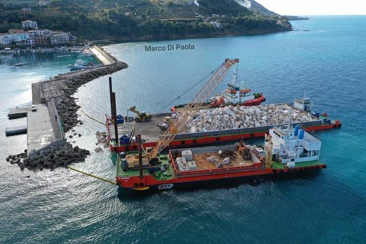 CASTELLABATE, RIQUALIFICAZIONE DEL PORTO DI SAN MARCO: AL VIA I LAVORI DEL CANTIERE DA 5 MILIONI DI EURO PER LA MESSA IN SICUREZZA