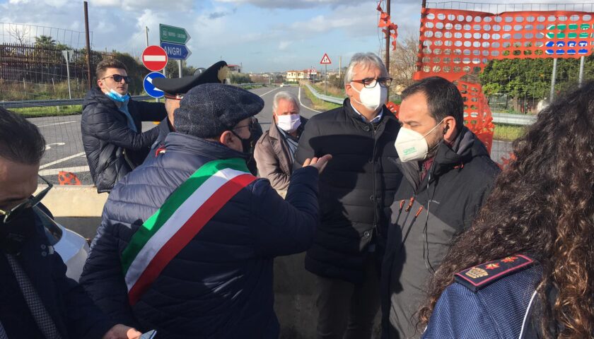 Chiusura del casello di Angri Nord, monta la protesta del sindaco Ferraioli: “Un sopruso”