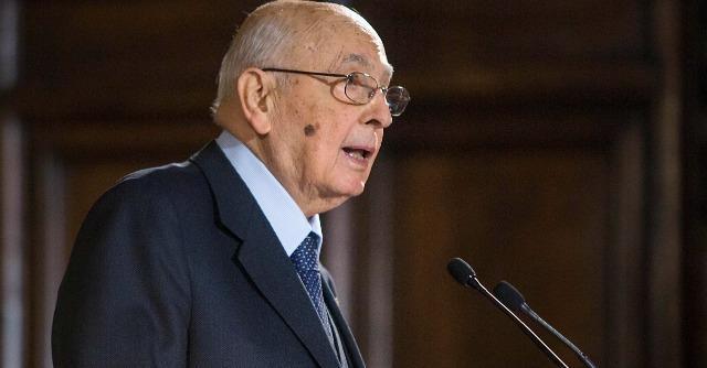 Accadde oggi: il 13 dicembre approva l’entrata nel sistema monetario europeo tra le contestazioni di Giorgio Napolitano