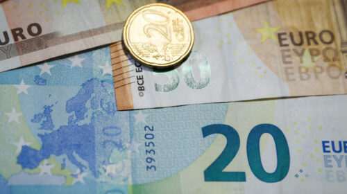 Accadde oggi: il 1 gennaio del 2002 entra in vigore la moneta unica Euro