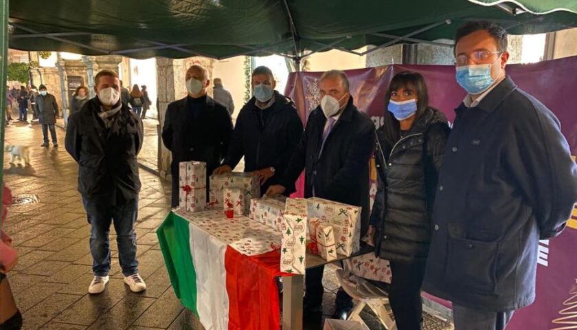 Successo a Cava de’ Tirreni della campagna “compra italiano, compra locale. Un Natale tricolore è un Natale solidale”