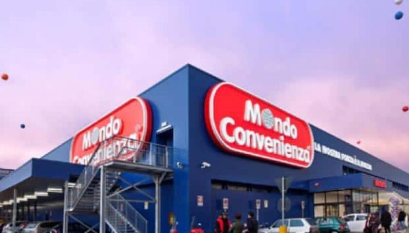 Mondo Convenienza: 500 dipendenti reintegrati con il Black friday