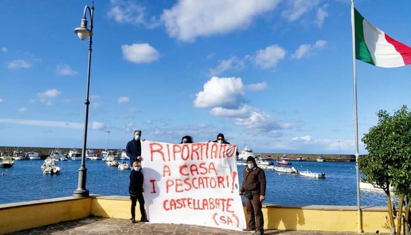 CASTELLABATE, CITTADINANZA ONORARIA PER I PESCATORI DI MAZARA: IL CONSIGLIO COMUNALE AVVIA L’ITER