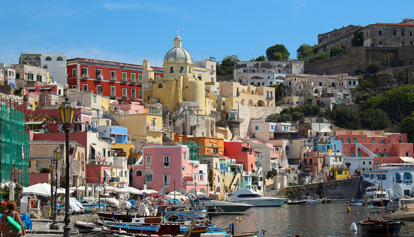 PROCIDA 2022, I PUBBLICITARI: “E’ LA RISCOSSA DEL PICCOLO E’ BELLO”   