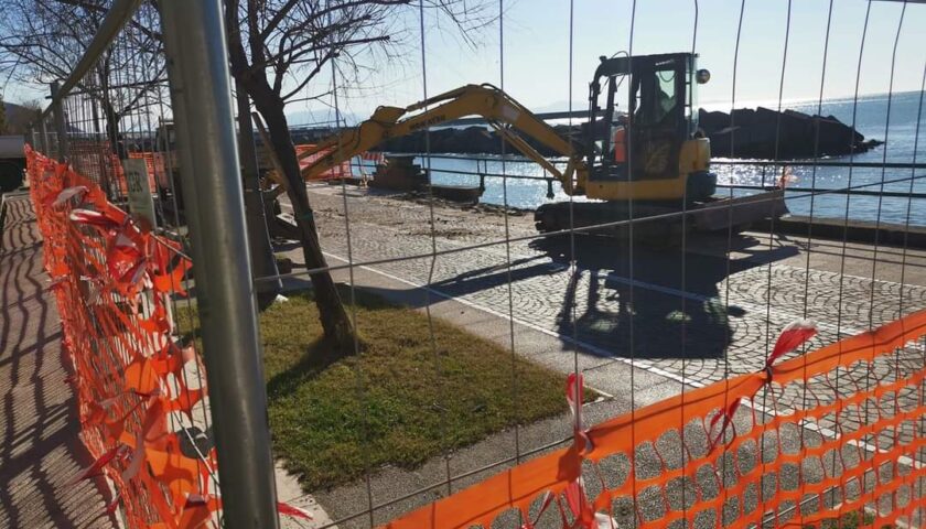 Salerno, lavori iniziati sul lungomare. Il sindaco: “Pronti a ripartire”