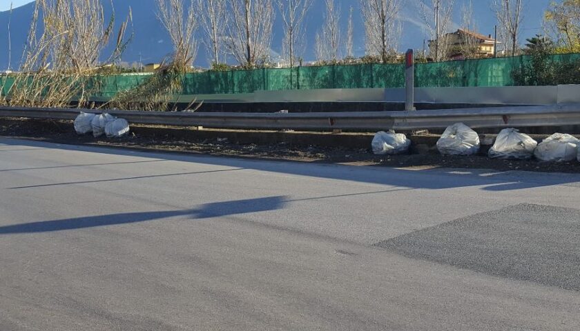 Cominciati i lavori di pulizia delle strade periferiche di Pagani