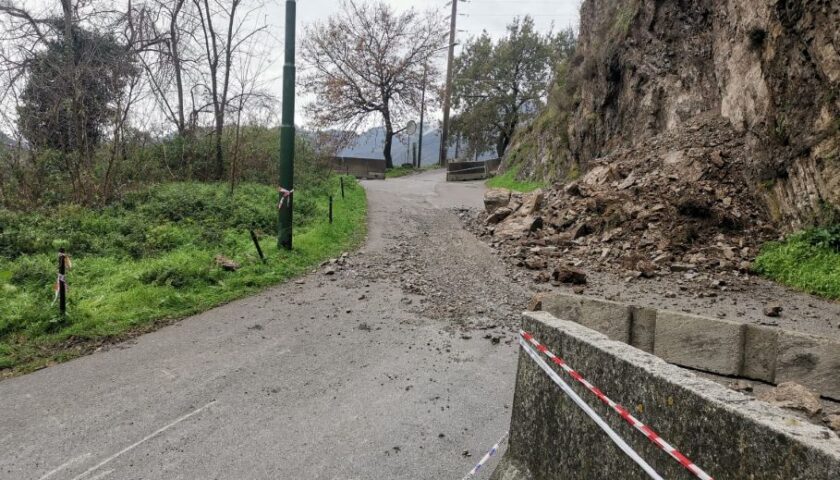 CAVA DE’ TIRRENI, RIPRISTINATA LA CHIUSURA DELLA STRADA