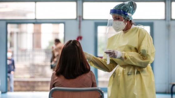 Giffoni Sei Casali, in piazza lo screening molecolare per le scuole