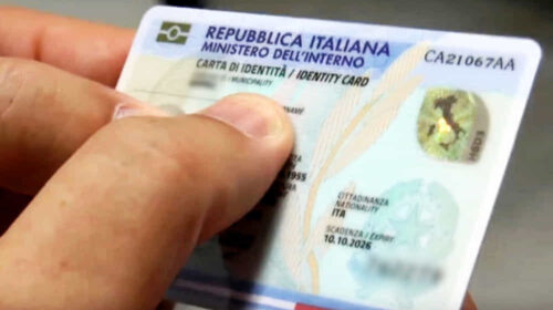 Truffe sulla Carta d’Identità Elettronica, l’allarme del sindaco di Angri Scoppa Truffe sulla Carta d’Identità Elettronica, l’allarme del sindaco di Angri Scoppa