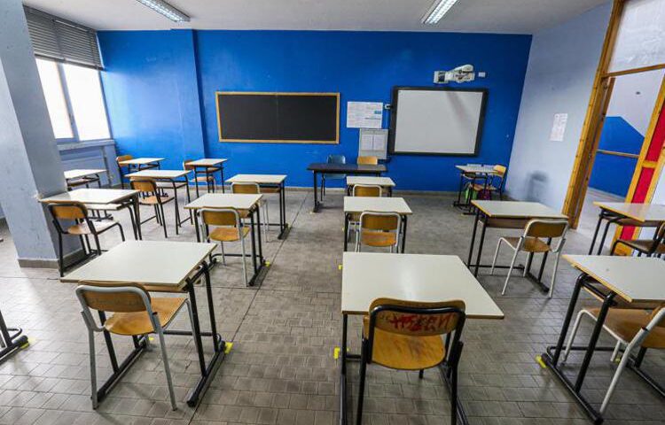 Colliano, alunno positivo: chiuse la scuole fino a sabato