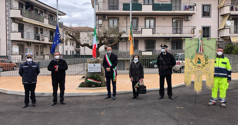 A Montecorvino Pugliano una lapide per i caduti del covid