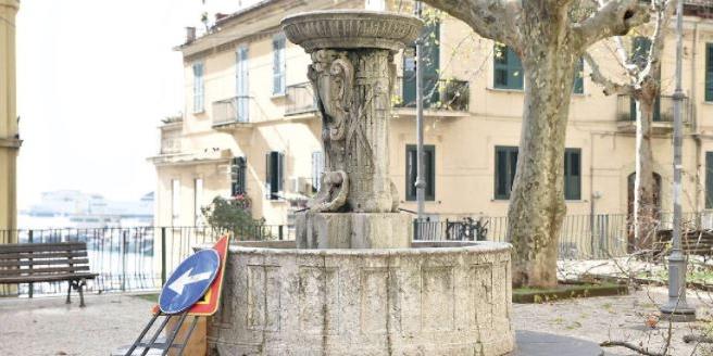 Piazza Alario abbandonata, il comitato scrive all’amministrazione