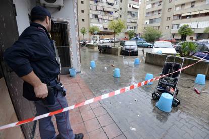 Agguato a Ponticelli nella notte, un morto e un ferito