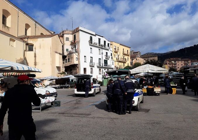 Eboli: Polizia Municipale multa operatori mercatali. Anva ricorre al Prefetto