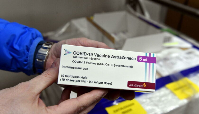 San Valentino Torio, manca il vaccino Astrazeneca: chiuso il centro vaccinale come in altre parti