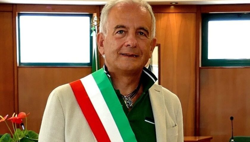 Pazienti fragili per il vaccino, il sindaco di Roccapiemonte: “Tante prenotazioni, i medici attendono indicazioni”