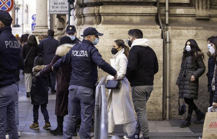 Il presidente Anci De Caro: “Pasqua stretta come a Natale”