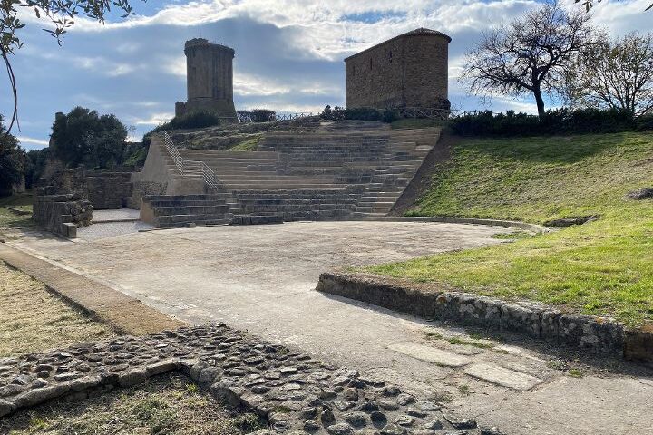 CONCLUSO L’INTERVENTO DI MANUTENZIONE SUL TEATRO GRECO-ROMANO DI VELIA: ORA È ACCESSIBILE AL PUBBLICO