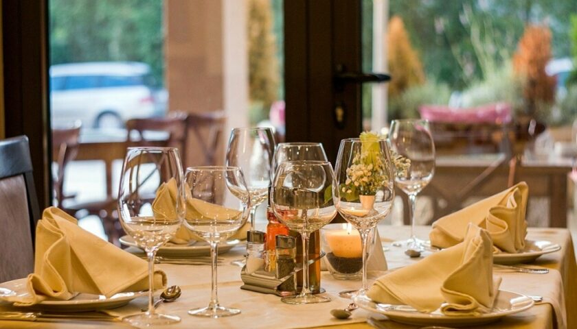 A Salerno è boom di prenotazioni nei ristoranti da parte degli stranieri