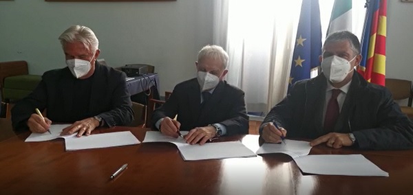Firmata convenzione tra Avvocati, Notai e Comune di Salerno
