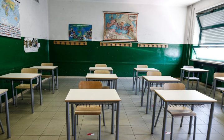 Cambio insegnanti in una scuola, i genitori scrivono al Ministero