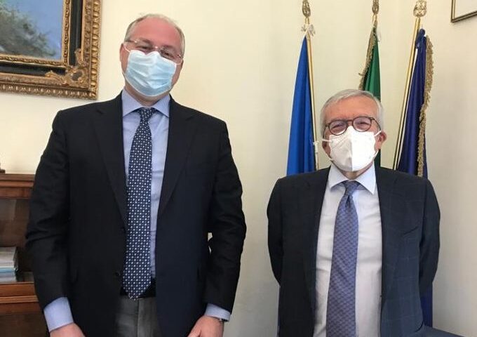 Michele Strianese incontra il presidente di Confindustria Salerno Antonio Ferraioli a Palazzo Sant’Agostino 