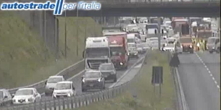 I mercatali della Campania in autostrada verso Roma