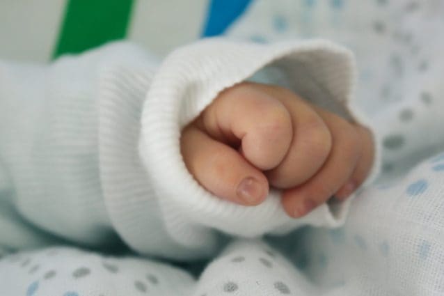 Salerno, al Ruggi il primo Maggio è nato una bambino di 33 settimane nel reparto gravidanza a rischio