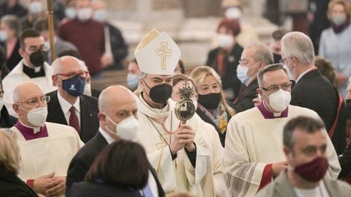 San Gennaro, non si scioglie il sangue