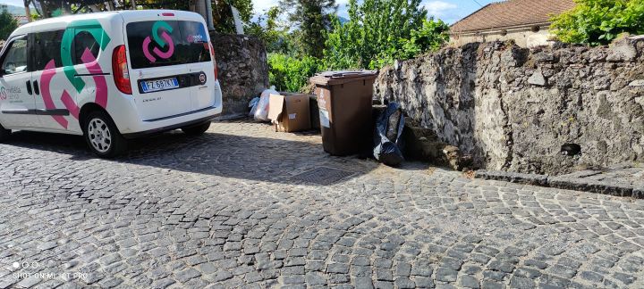 RIFIUTI A CAVA DE’ TIRRENI: CACCIA AI TRASGRESSORI