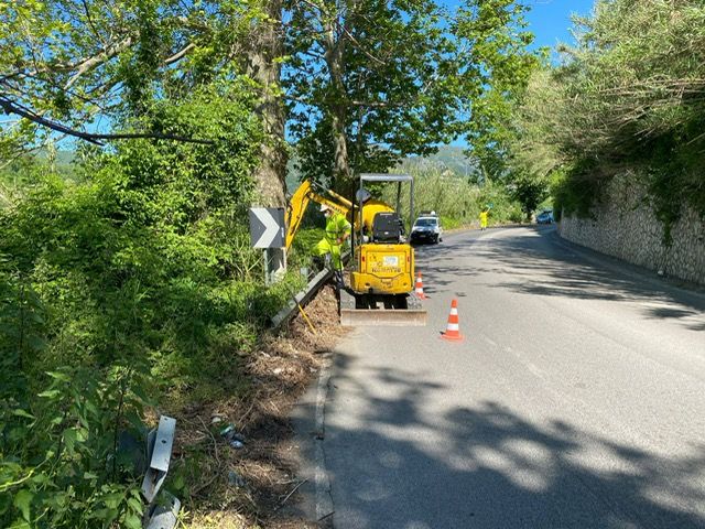 PELLEZZANO, AVVIATI I LAVORI DI AMPLIAMENTO DELLA PUBBLICA ILLUMINAZIONE SULLA SR88 A COLOGNA