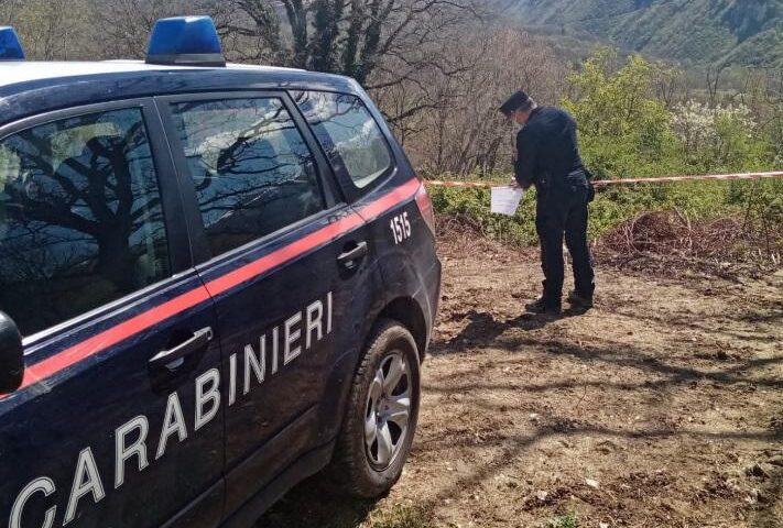 Sversamento rifiuti tossici, ad Atena Lucana le analisi del terreno dopo l’operazione “Shamar”