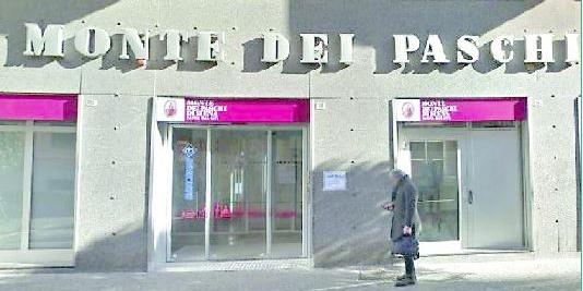 La banca non paga il debito all’imprenditore, pignorato il Monte dei Paschi di corso Vittorio Emanuele a Salerno