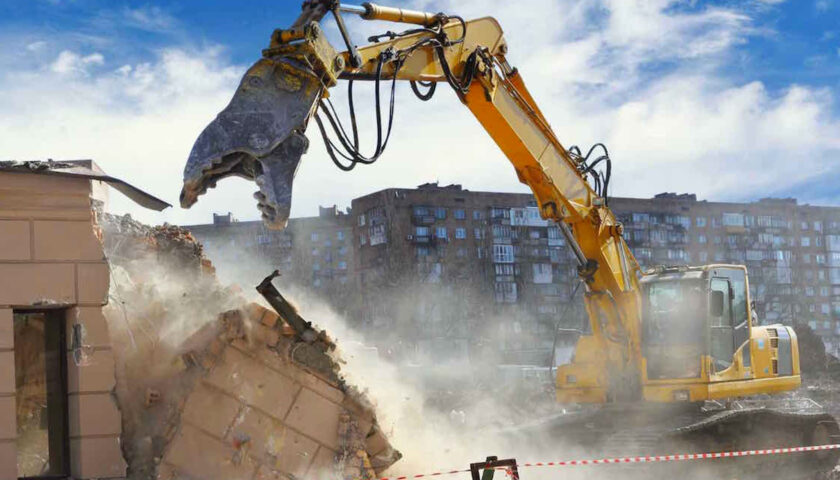 Forza Italia in Campania: “Fermare le ruspe sugli abusivismo, c’è emergenza”