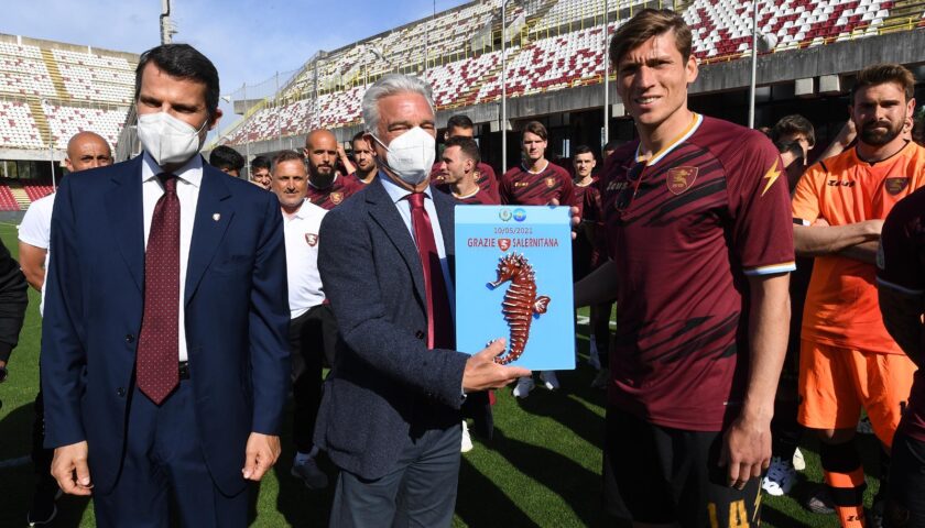 IL SINDACO DI SALERNO INCONTRA LA SALERNITANA