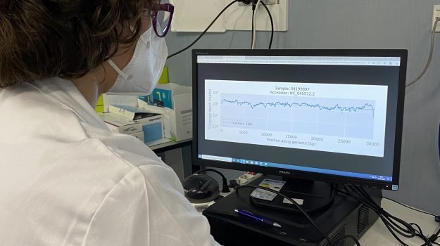 Vaccinato con due dosi, anziano contagiato da variante brasiliana