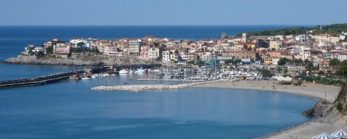 Camerota, ritrovata la donna scomparsa questa mattina da un villaggio turistico