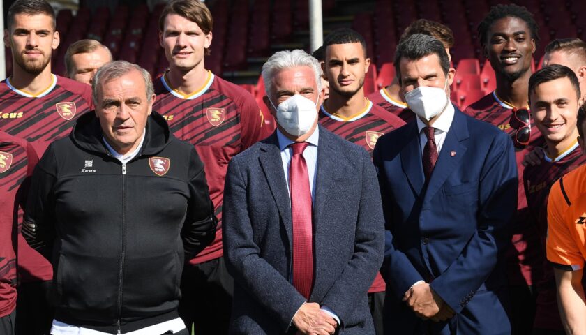 Caso Salernitana, il sindaco: “Decida il campo, il Comune pronto a dare una mano”