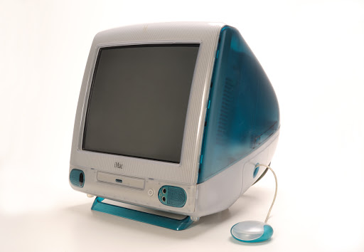 Il 7 maggio del 1998 il lancio dell’iMac
