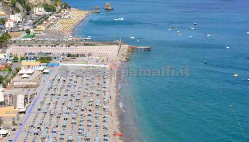 Estate 2021, Spiagge.it: da Napoli ad Ancona, +350% di prenotazioni online negli stabilimenti balneari