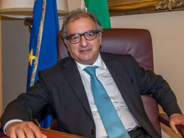 Scuola, direttori servizi generali e amministrativi. Casciello (Forza Italia): “In Campania rispettare l’esito dei concorsi”