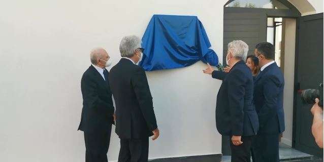 Salerno, De Luca e il sindaco inaugurano la nuova Casa Albergo